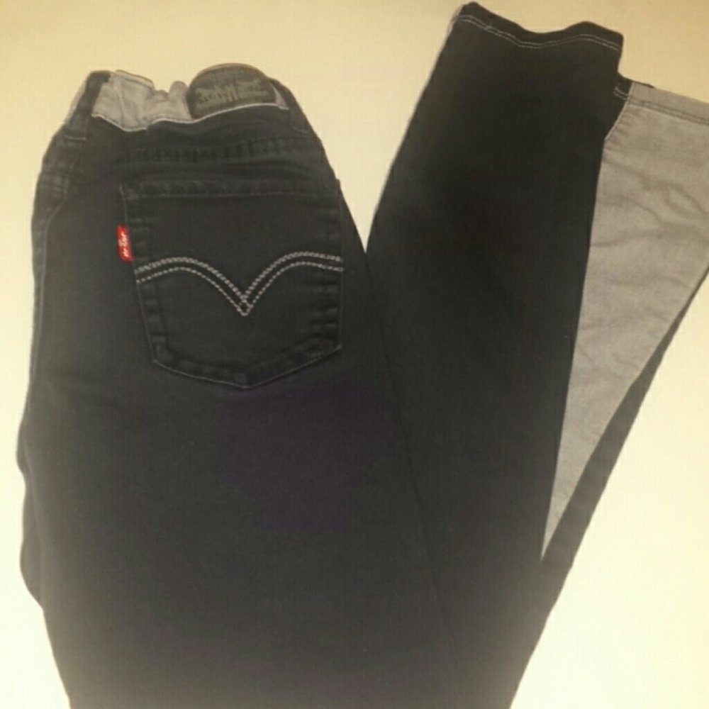 Levis Denim Jeans/Jeggings